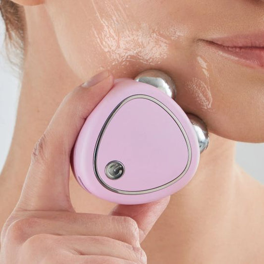 Facial massager – Firms skin and improves facial elasticity